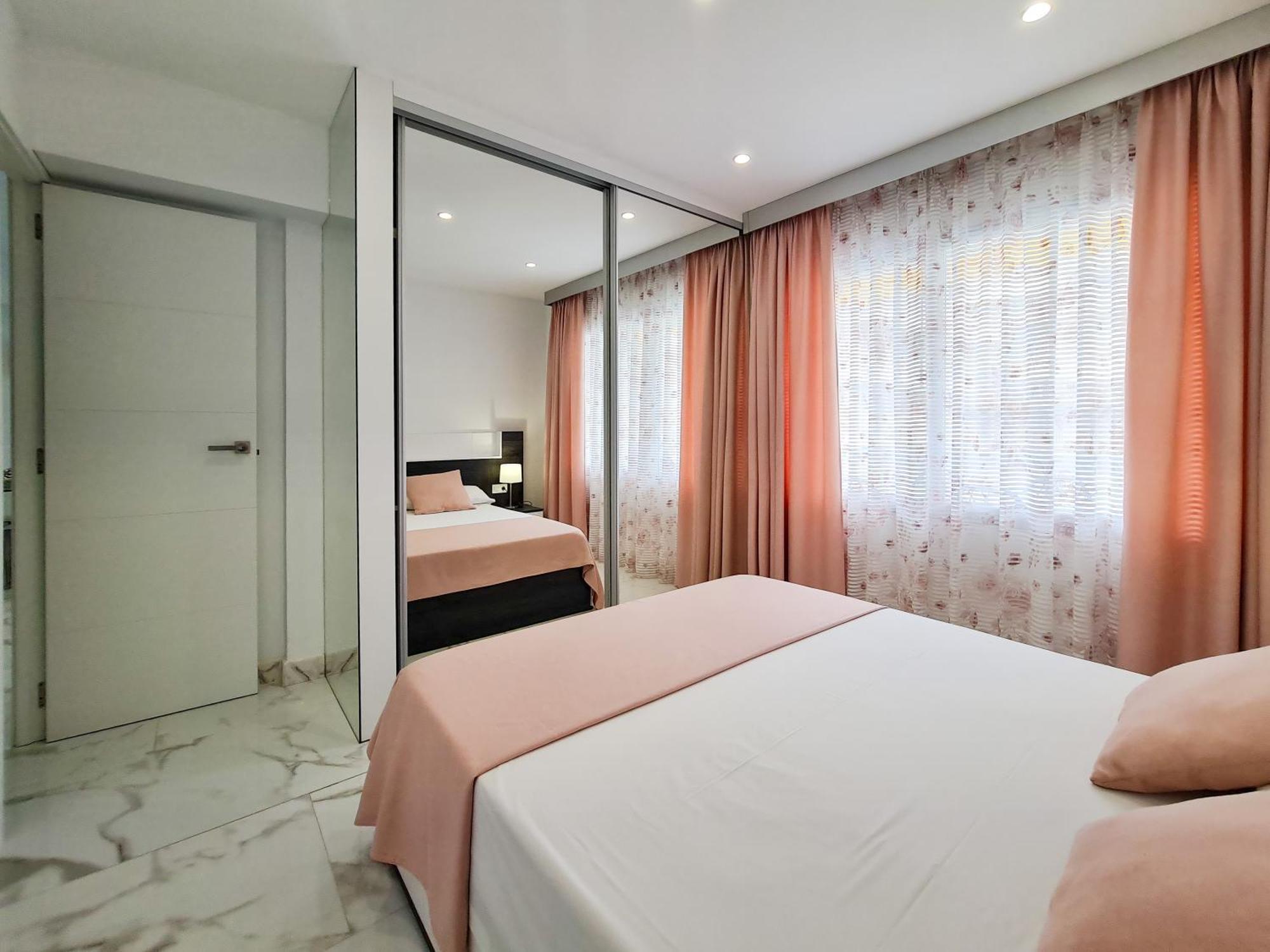 Apartamento Edificio Astoria Benidorm Dış mekan fotoğraf