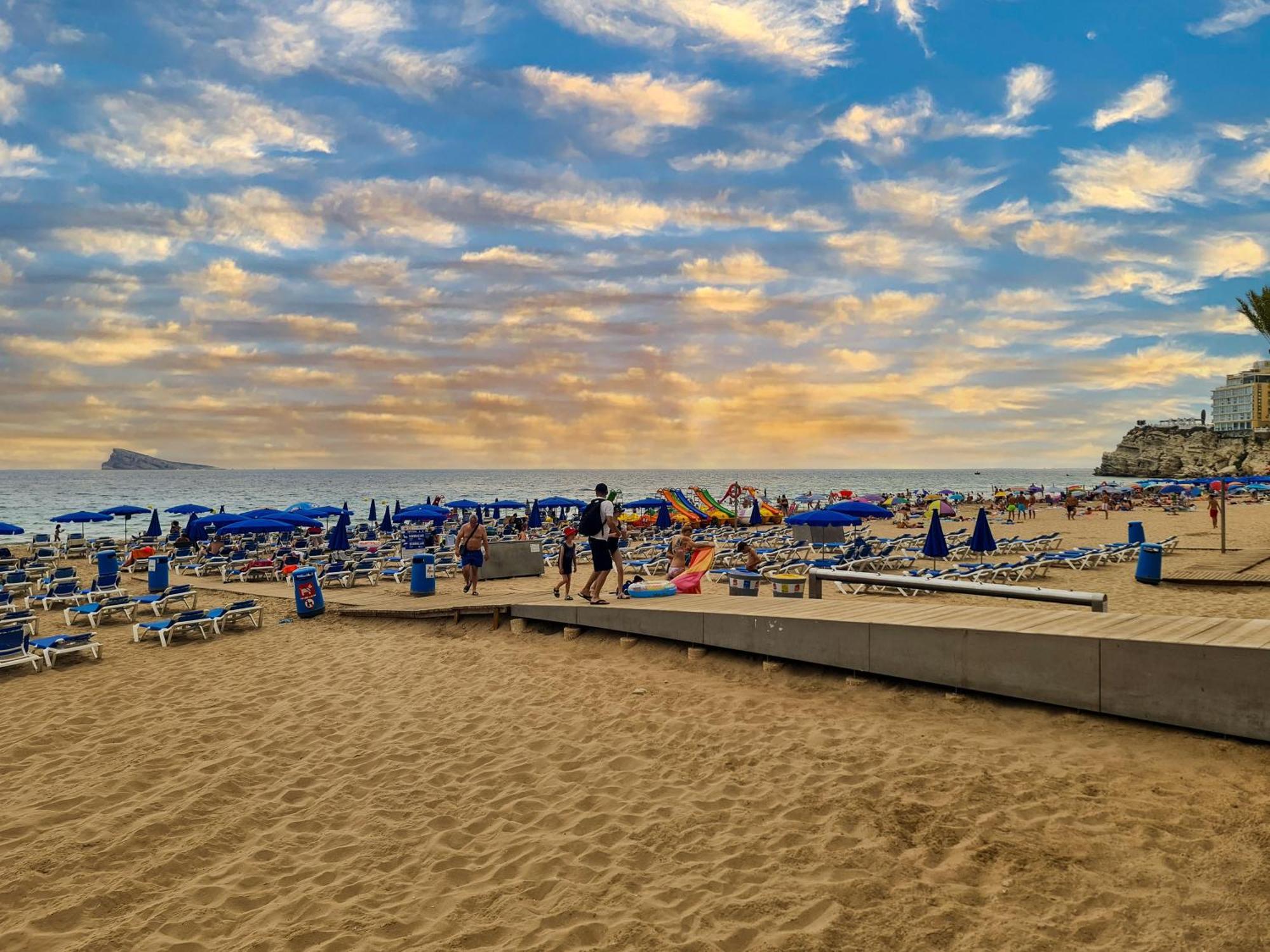 Apartamento Edificio Astoria Benidorm Dış mekan fotoğraf